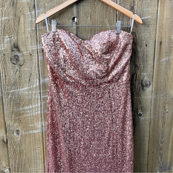 Burgundy and Rose Gold Ombre “Kiss Me” Strapless Maxi Dress 🌿 - Picture 3 of 11